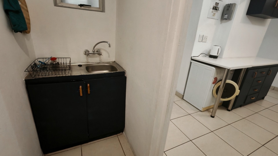 5 Bedroom Property for Sale in Twee Kuilen Western Cape